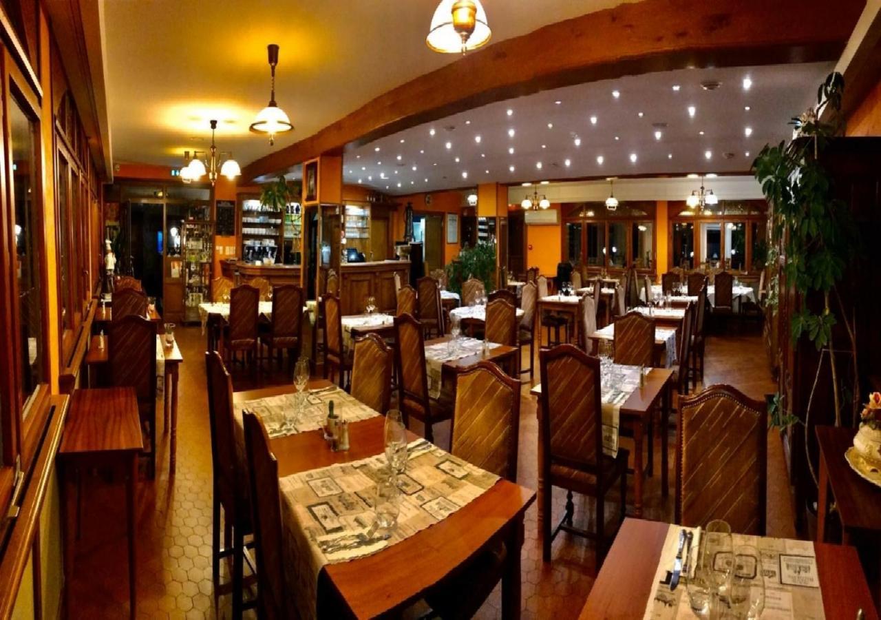 Hotel L'Oree Des Roches Saales Zewnętrze zdjęcie